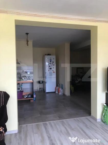 Casă cu 5 camere cu Teren 924 Mp în Central