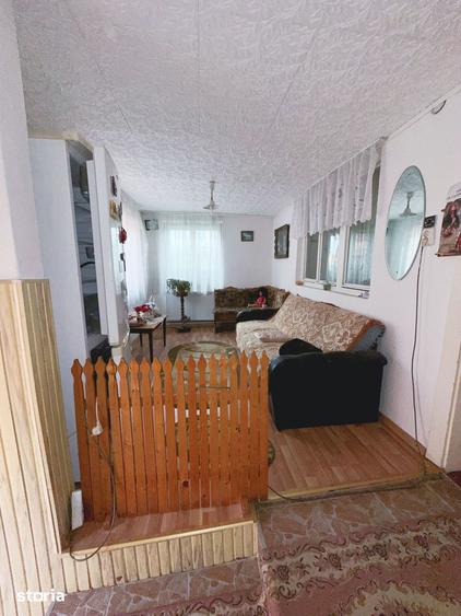 Casă cu 3 camere cu Teren 2200 Mp în Târnăveni