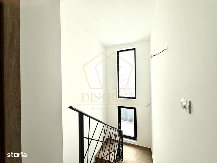Casă cu 4 camere cu Teren 330 Mp în Săcălaz
