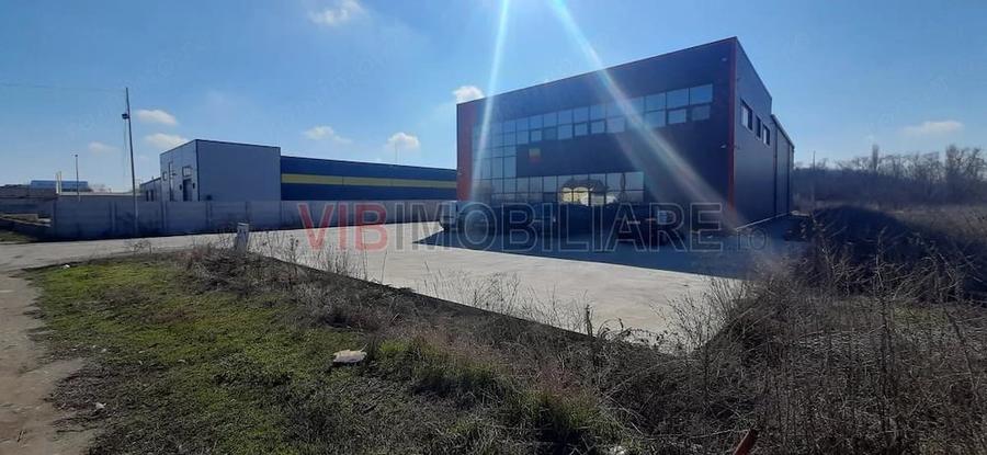 Spațiu comercial, de 870 mp, în Central