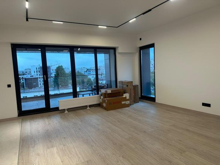 Apartament cu 3 camere decomandat în Vitan Mall