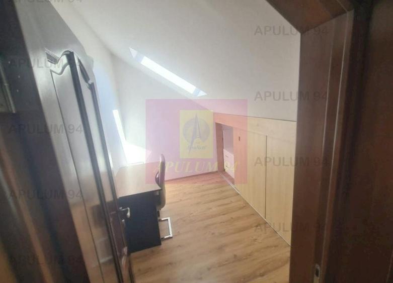 Casă individuală cu 6 camere decomandat cu Canalizare în Liceul Militar