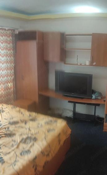 Garsonieră decomandată, mobilată în Bucur Obor