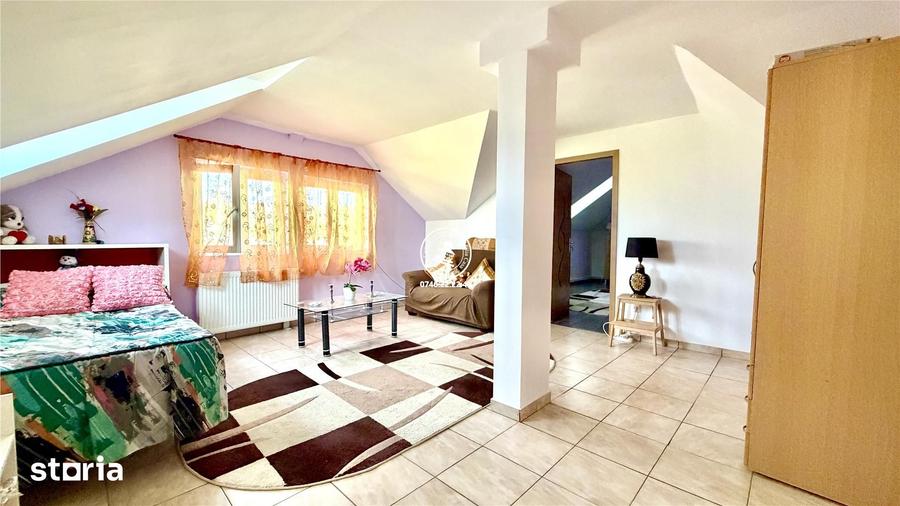 Casă cu 6 camere cu Teren 800 Mp în Victoria