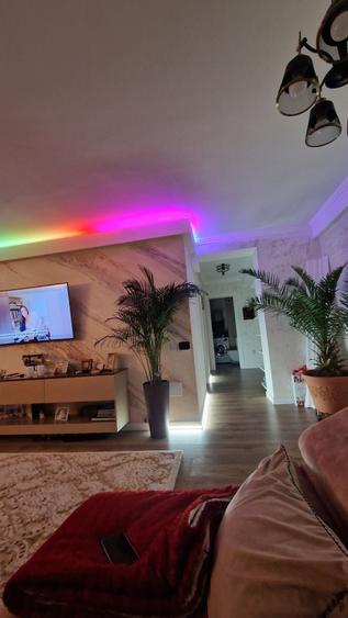 Apartament cu 3 camere decomandat în Popoveni