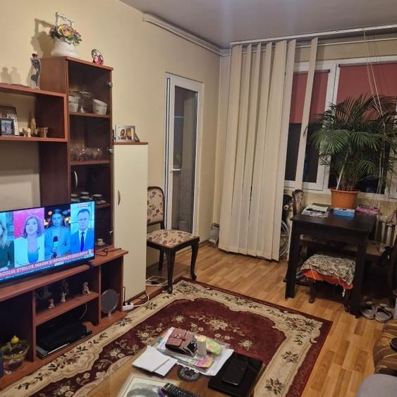 Apartament cu 3 camere decomandat în Nicolae Grigorescu