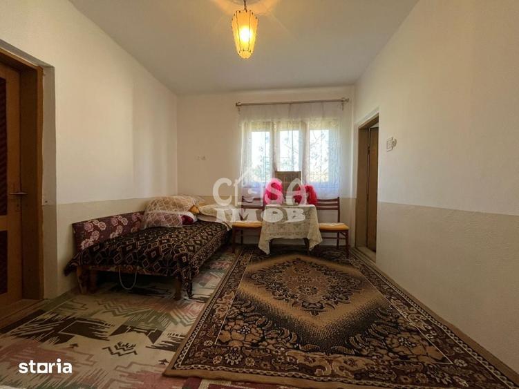Casă cu 5 camere cu Teren 1187 Mp în Tătărani