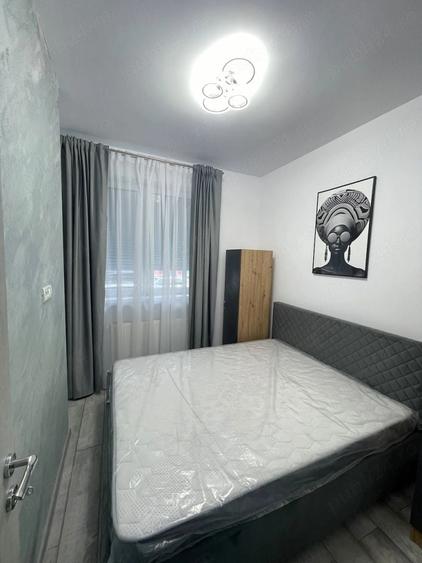 Apartament cu 2 camere semidecomandat, mobilat în Grivița