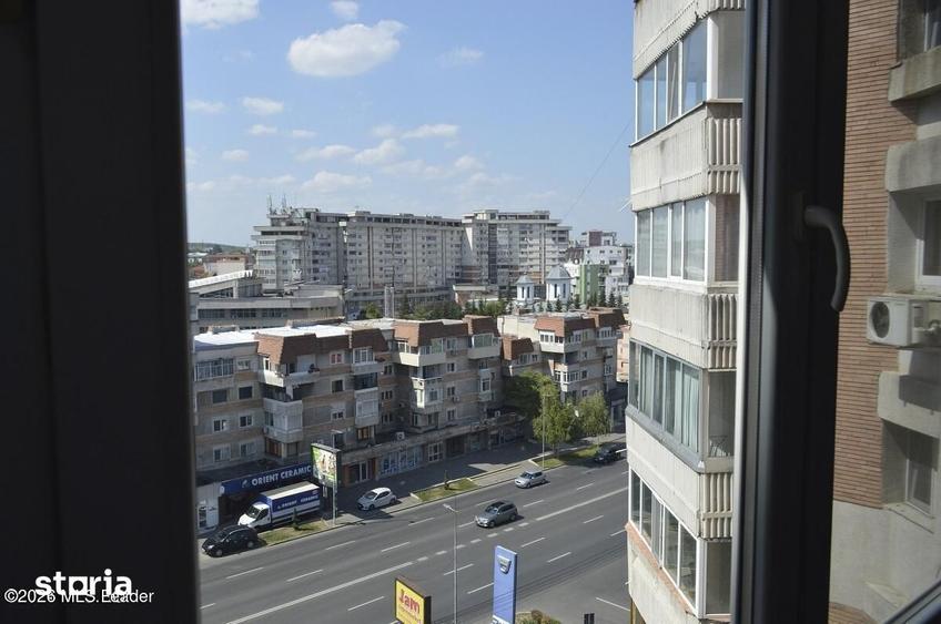 Apartament cu 4 camere în Tudor Vladimirescu