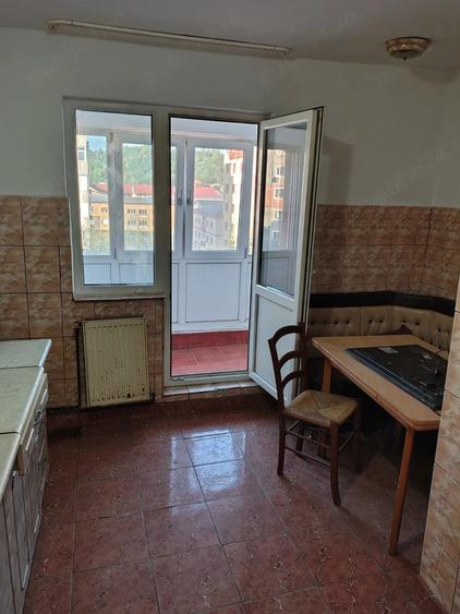 Apartament cu 2 camere semidecomandat în Govândari