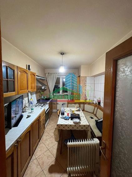 Apartament cu 3 camere decomandat, mobilat în Obor