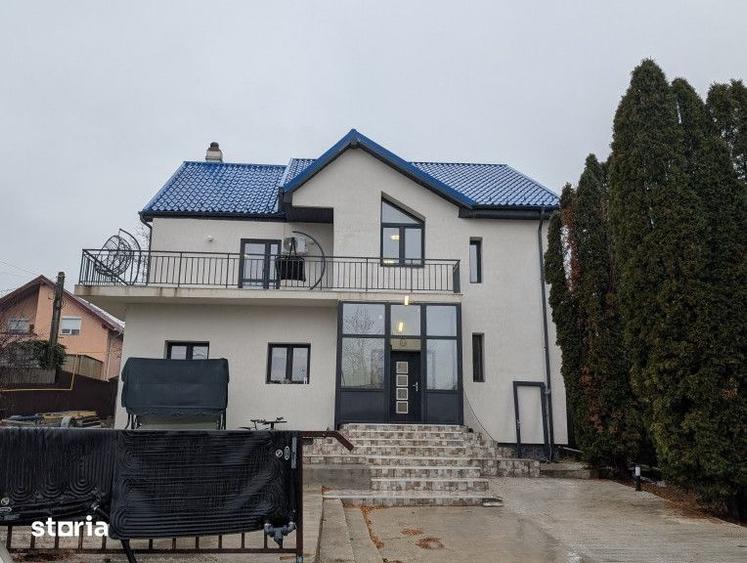 Casă cu 6 camere cu Teren 1500 Mp în Aviatori