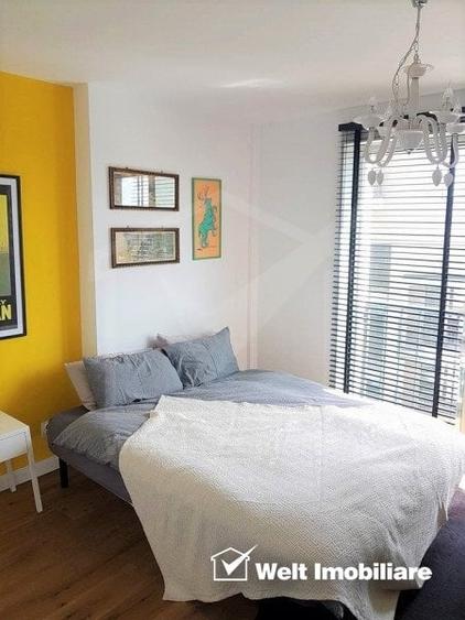 Apartament cu 3 camere semidecomandat, mobilat în Central