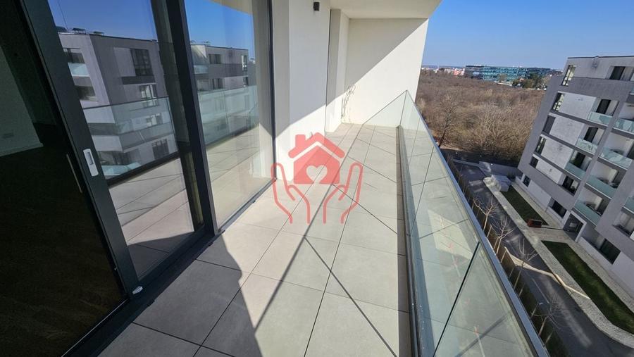 Apartament cu 3 camere decomandat în Băneasa