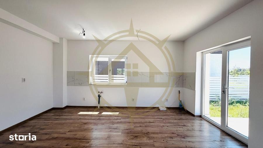 Casă cu 5 camere cu Teren 410 Mp în Corbeanca