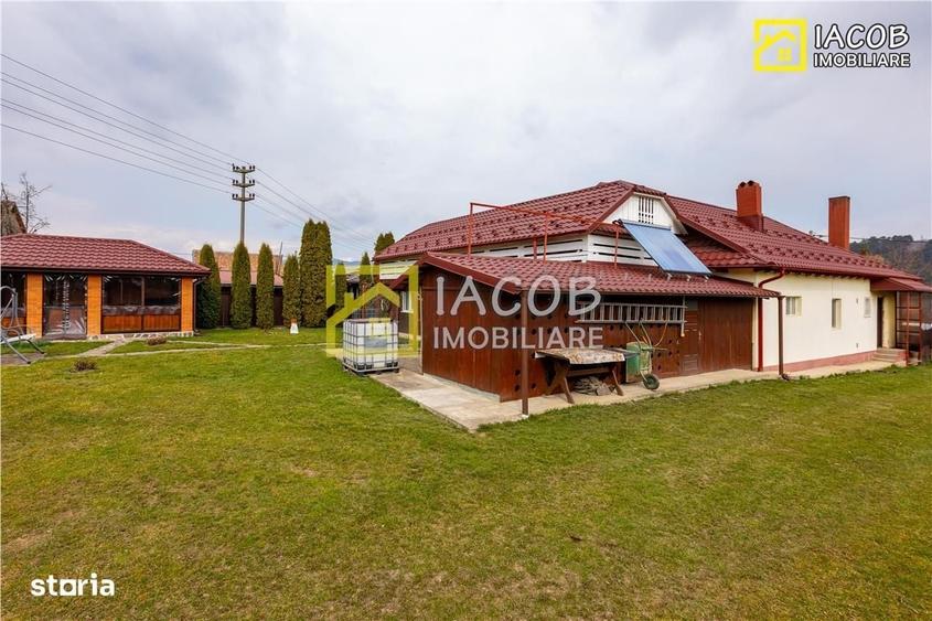 Casă cu 4 camere decomandat cu Teren 3762 Mp în Coman