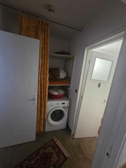 Apartament cu 3 camere semidecomandat în Cuza Vodă