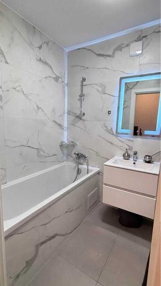Apartament cu 3 camere decomandat, mobilat în Pipera