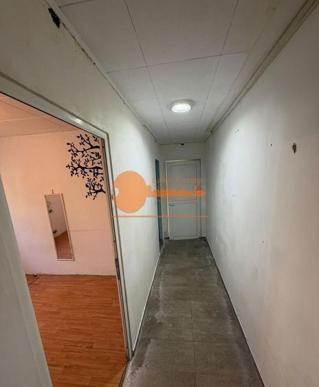 Apartament cu 4 camere decomandat în Gorjului