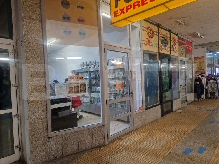 Spațiu comercial, de 100 mp, în Astra