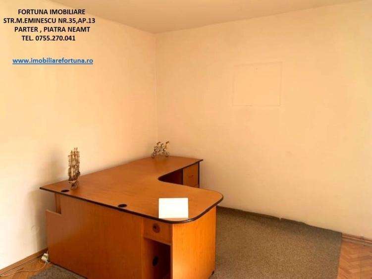 Apartament cu 4 camere decomandat în Est