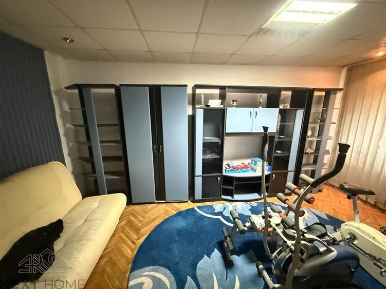 Apartament cu 4 camere decomandat în Brăilei