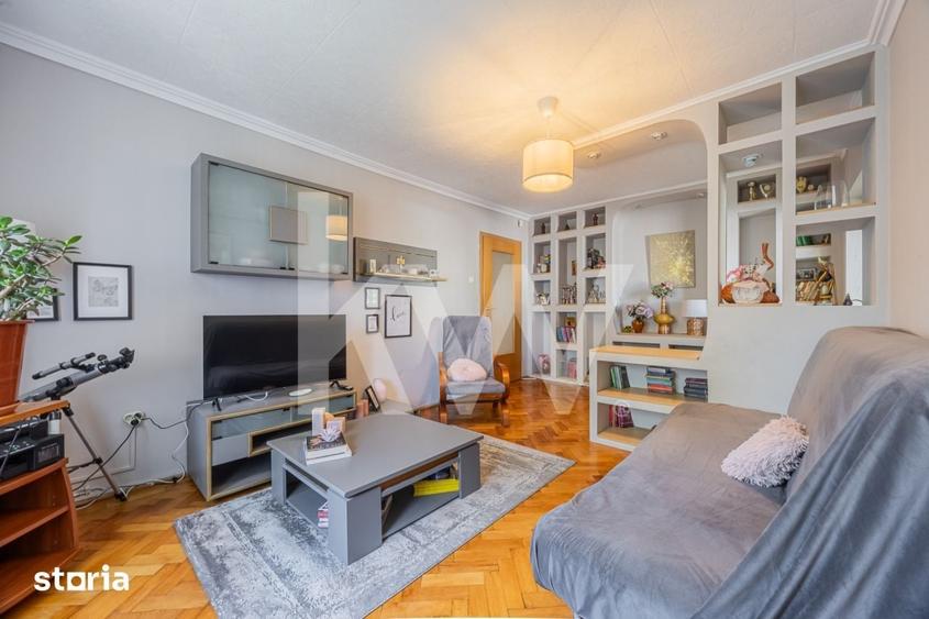 Apartament cu 3 camere decomandat în Valea Cetății