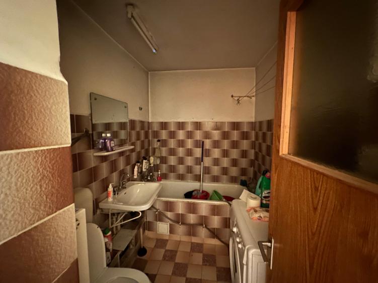 Apartament cu 2 camere decomandat în Aviației