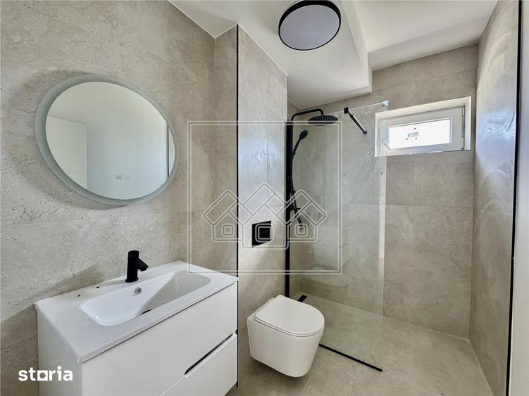 Apartament cu 3 camere în Cristian
