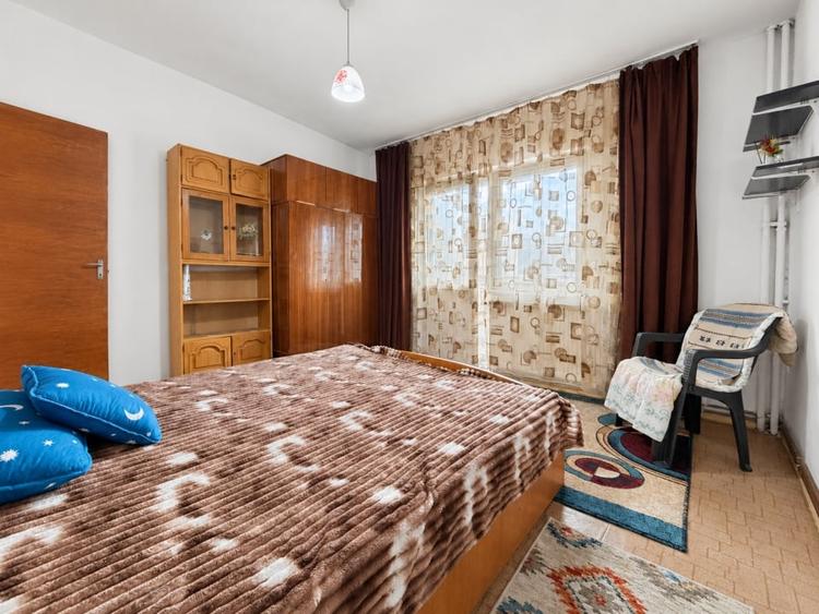 Apartament de 3 camere, situat pe Carpaților - 5