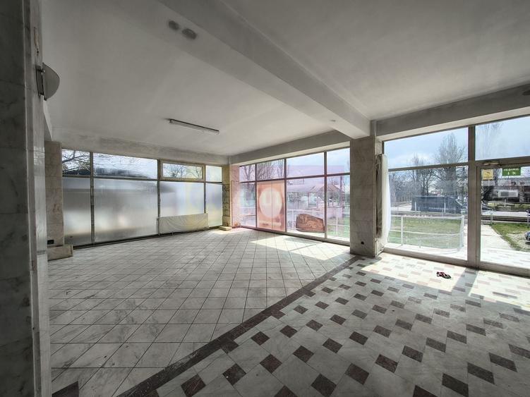 Spațiu comercial, de 238 mp, în Alexandriei