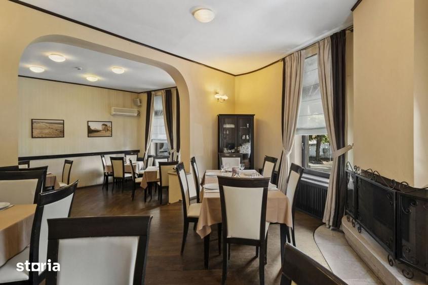 Casă cu 10 camere cu Teren 171 Mp în Cișmigiu