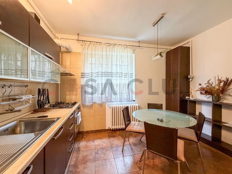 Apartament cu 3 camere decomandat, mobilat în Plopilor