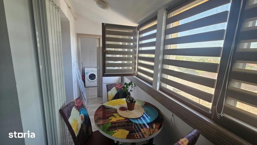 Apartament cu 3 camere semidecomandat în Miroslava