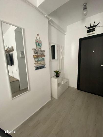 Apartament cu 6 camere în Năvodari