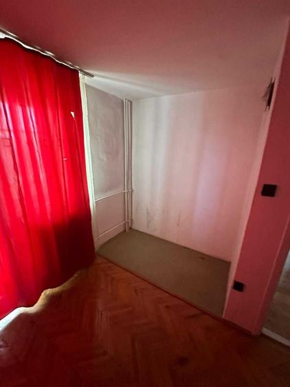 Apartament cu 2 camere decomandat în Confecții