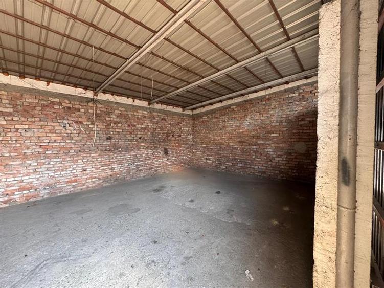 Spațiu comercial, de 220 mp, în Libertății