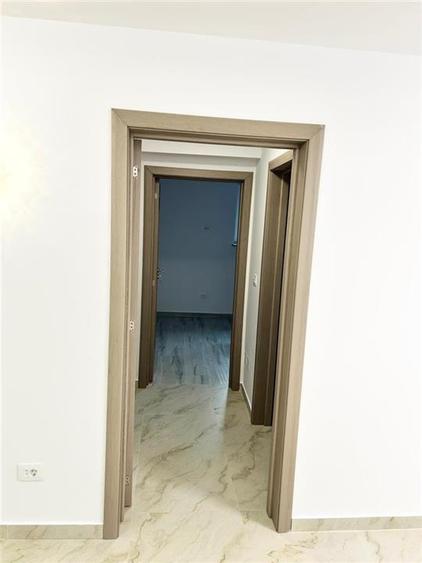 Apartament cu 3 camere decomandat în Hipodrom 4