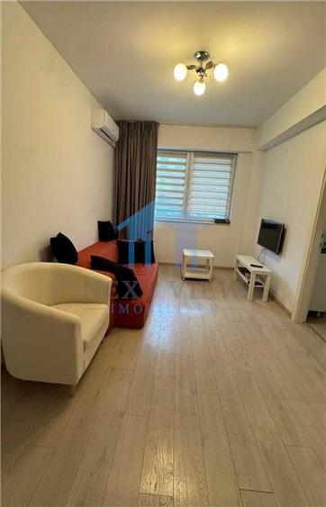 Apartament cu 2 camere semidecomandat în Între Lacuri