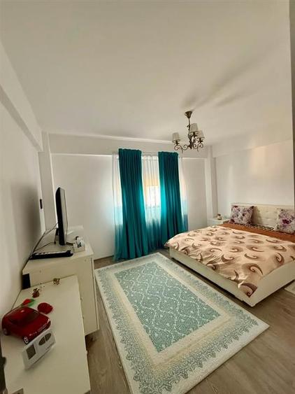 Apartament cu 2 camere decomandat în Galata