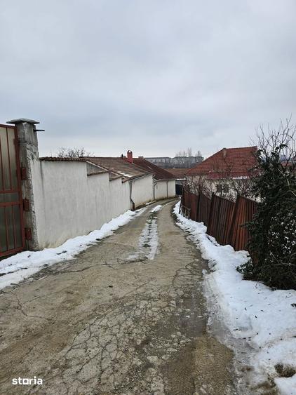 Teren de 837 mp, în Oncea