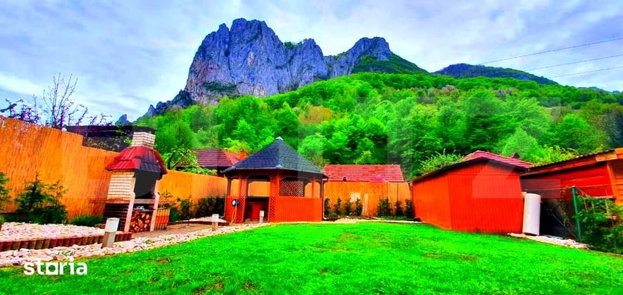 Casă cu 6 camere cu Teren 551 Mp în Stremț