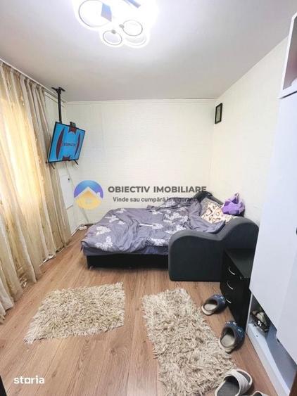Apartament cu 4 camere decomandat în Precista