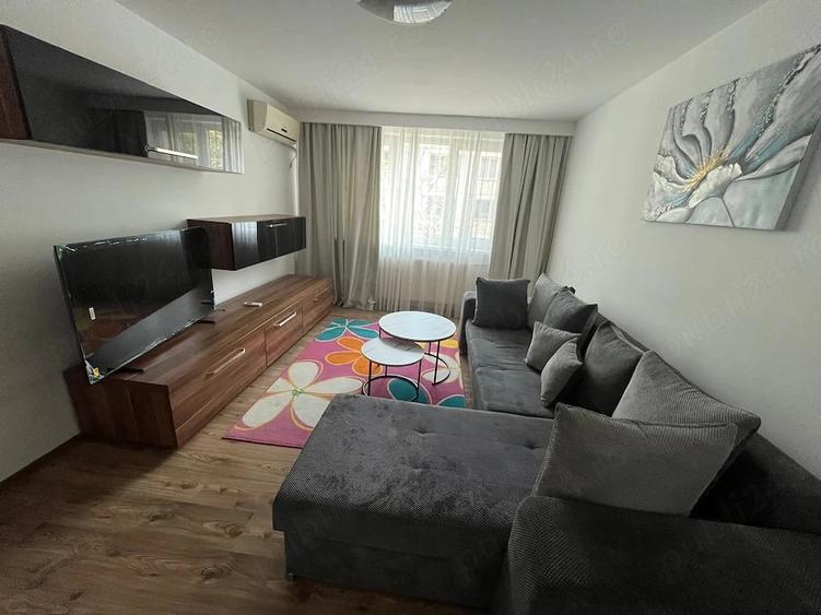 Apartament cu 2 camere decomandat în Drumul Taberei