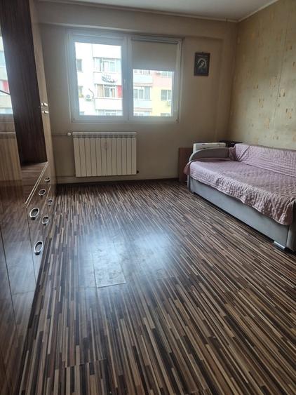 Apartament semidecomandat în Pantelimon