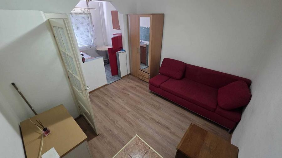 Garsonieră decomandată în Exterior Vest