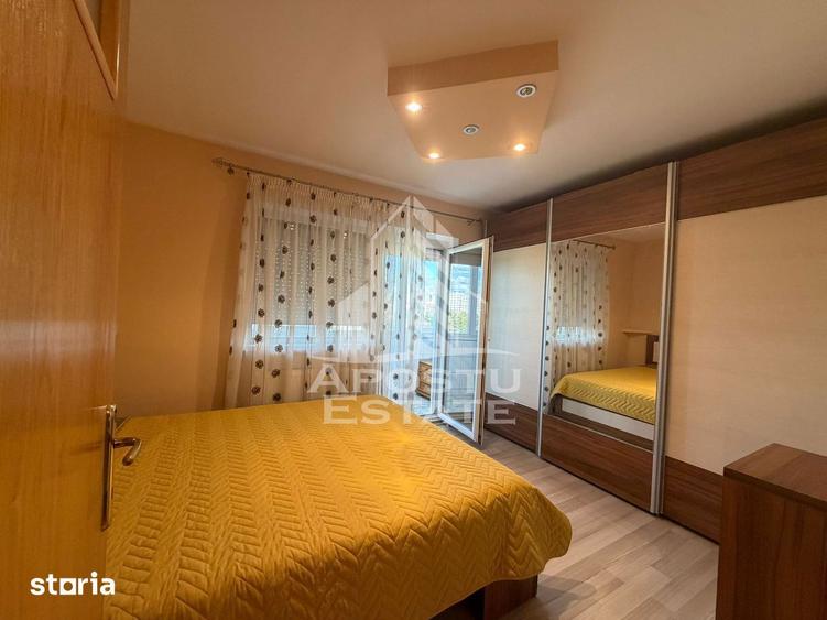 Apartament cu 3 camere decomandat, mobilat în Dâmbovița