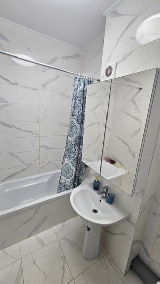 Apartament cu 2 camere decomandat, mobilat în Rahova