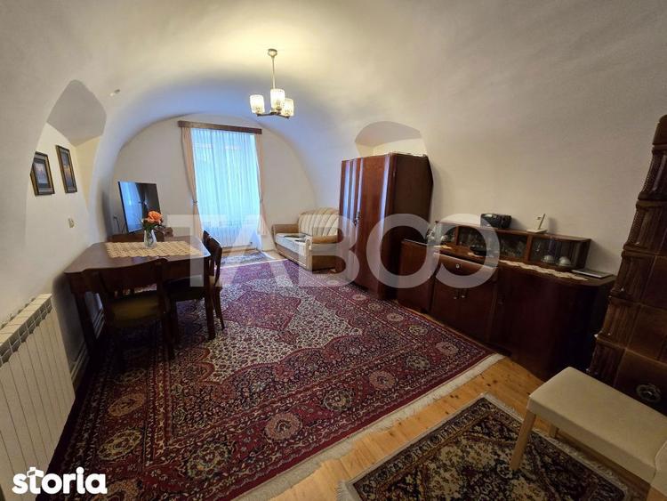 Casă cu 4 camere cu Teren 101 Mp în Orașul de Jos