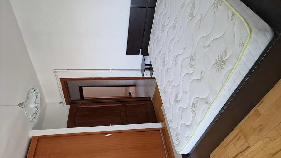 Apartament cu 3 camere decomandat în Exterior Vest
